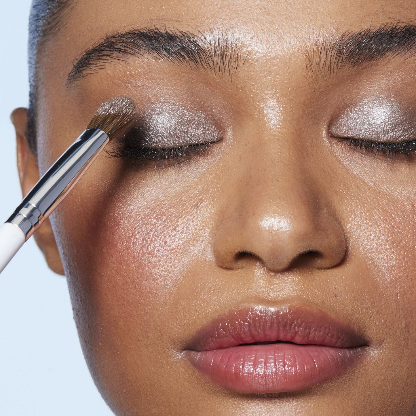 wide-tapered-eyeshadow-brush-v4 21994_Wide_Trapered_Eyeshadow_Brush.jpg