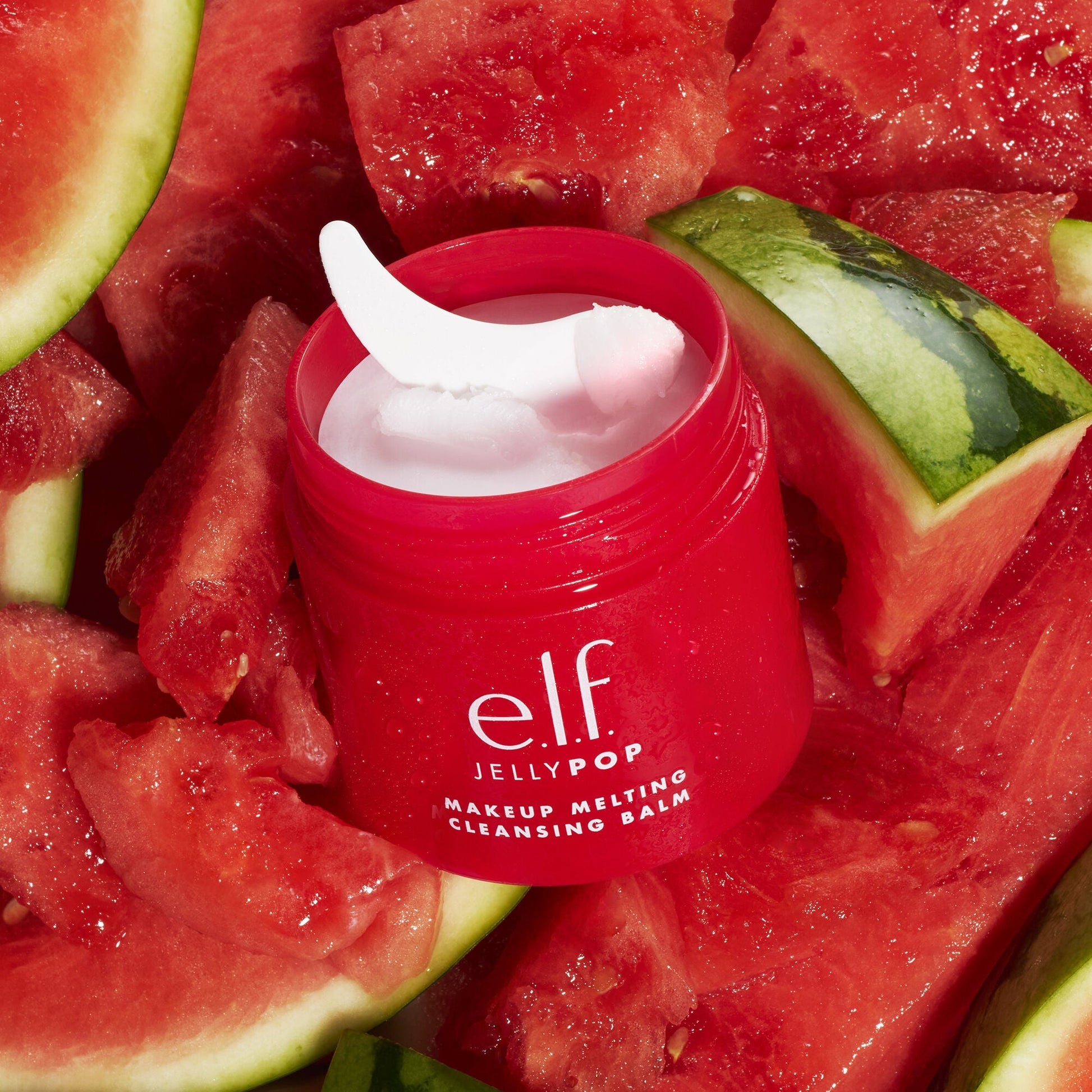 jelly-pop-makeup-melting-cleansing-balm-s2 021825_elf_JP_CleansingBalm_Texture_WATER-OPEN_PLATE_186_IGF.jpg