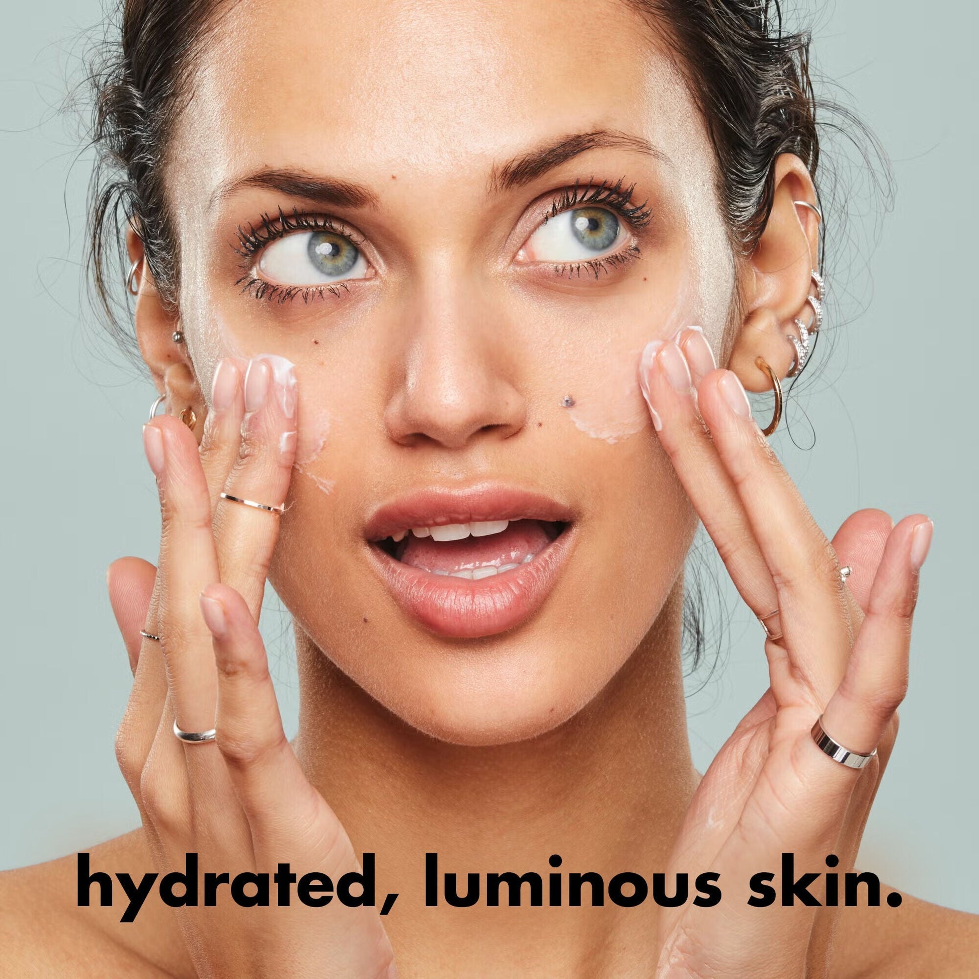 holy-hydration-face-cream-fragrance-free-v3 0226_EDU_HHFaceCreamFragranceFree_Benefit.jpg