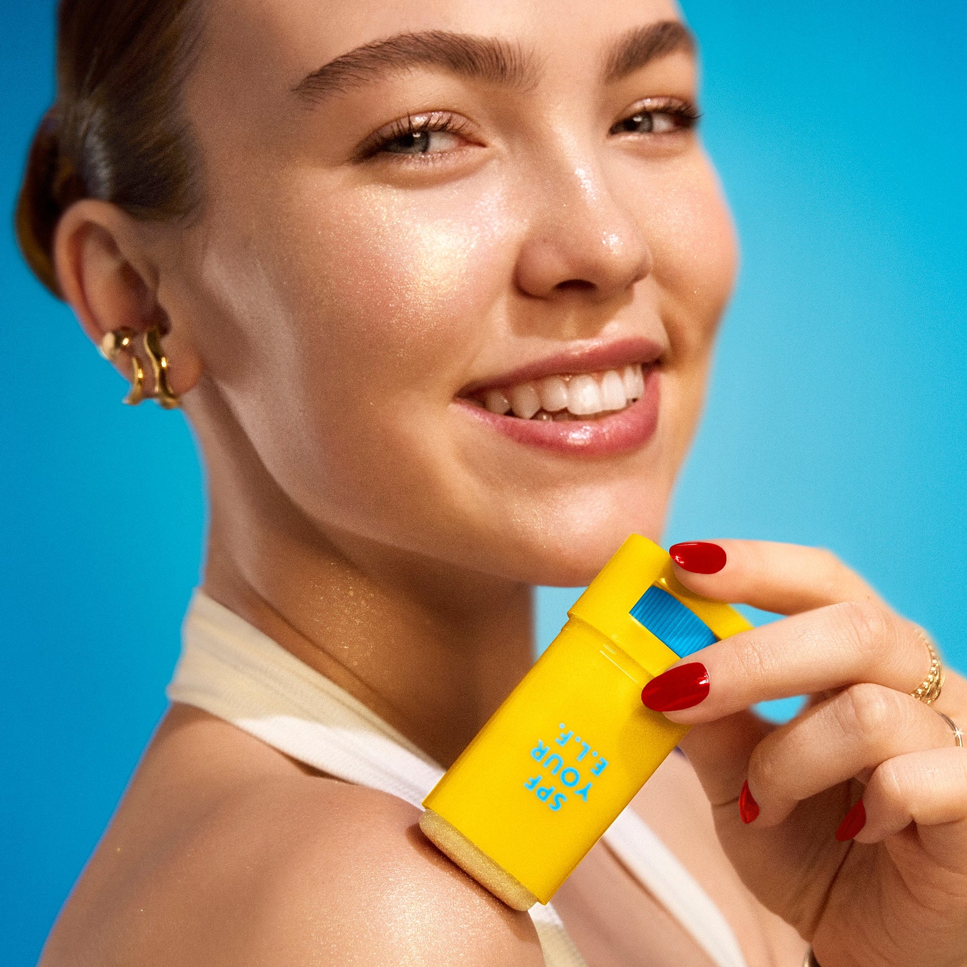 suntouchable-invisi-stick-spf-50-glitz-h7 030526_SKIN_Haley_Invisistick-Glitz_0987_w3QC_IGF.jpg