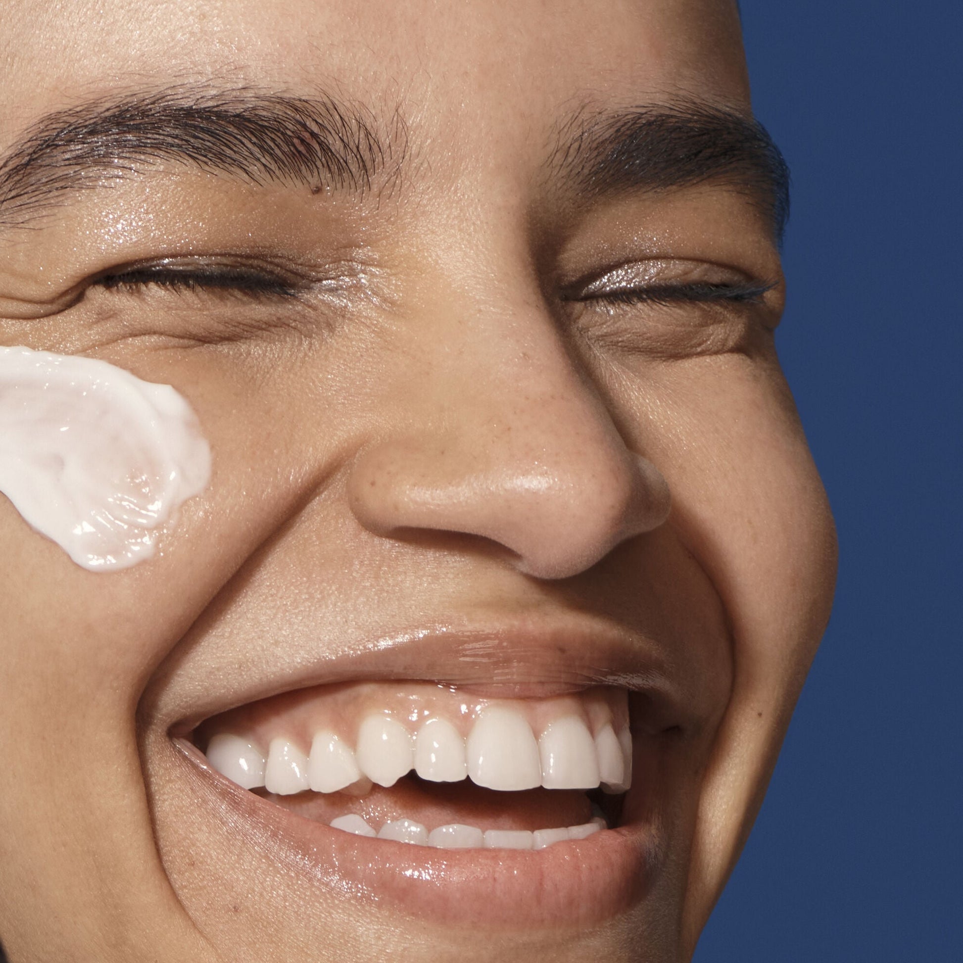 holy-hydration-barrier-goals-cream-g7 042325_SKIN_Austria_HHBC_Strength-Hero_095_v3_RGB_IGF_2d42c5ec-d798-4ca6-b58a-d9291443e5ac.jpg