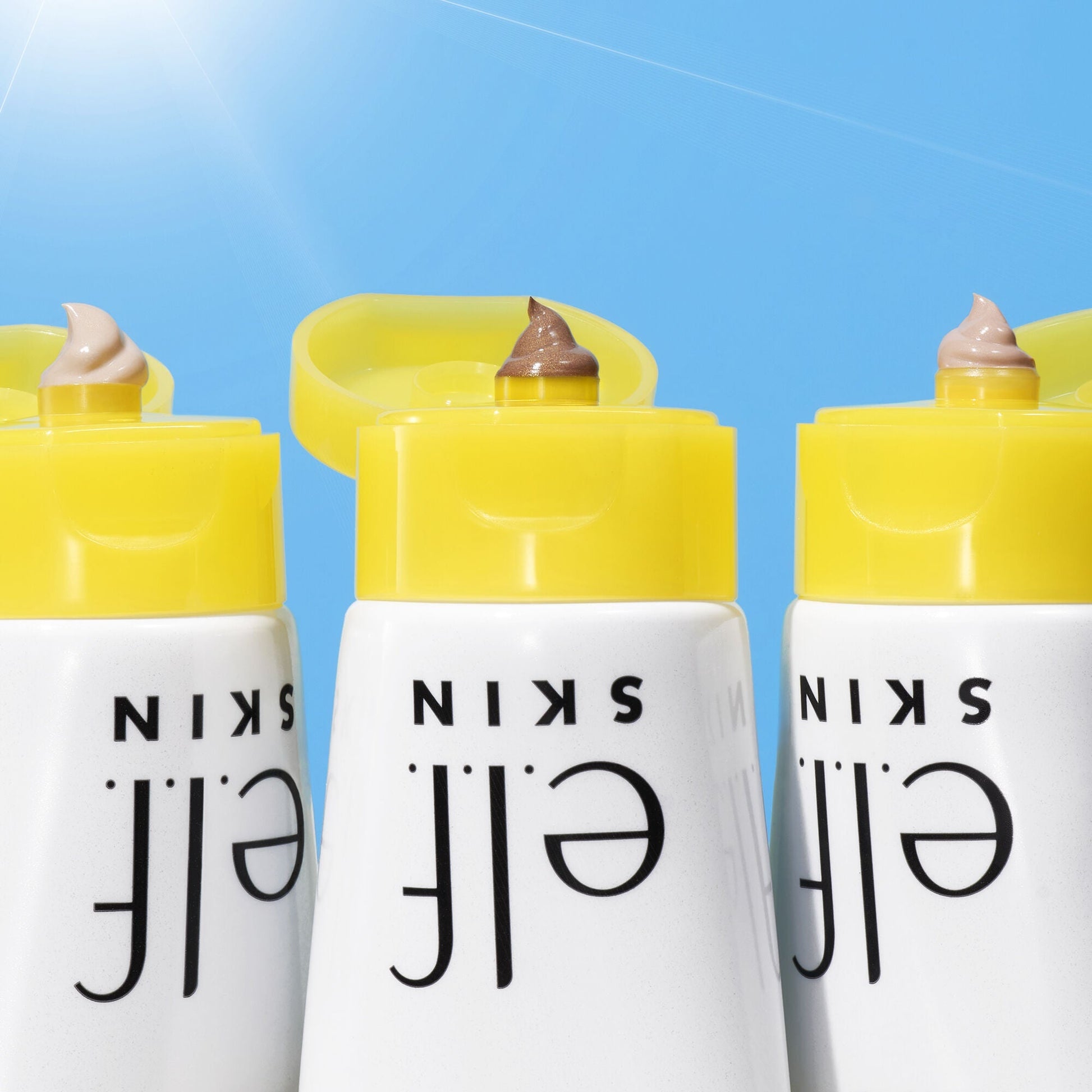 suntouchable-whoa-glow-spf-30-f3 042423_WhoaGlow_Macro_Main-2_IGF.jpg