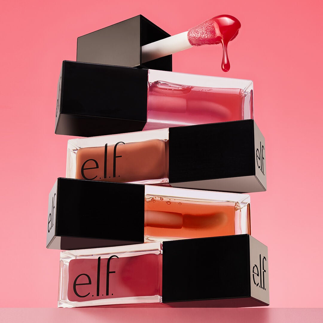 glow-reviver-lip-oil-e5 053023_SL_GlowRev_Fam_FOCUSSTACK-2RGB_IGF_a02f77a9-bf07-4a60-8c73-7b207cf9f12d.jpg