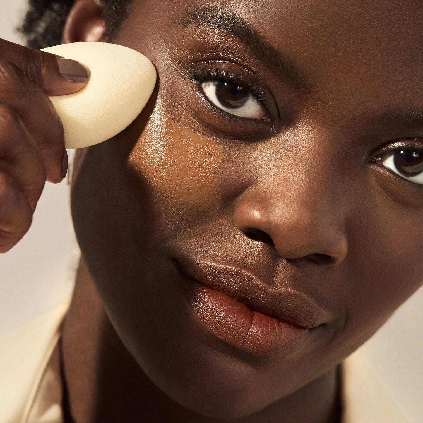 camo-concealer-sponge-e6 07292020_Wemi_HydratingCamo_1765_V4_IGF.jpg