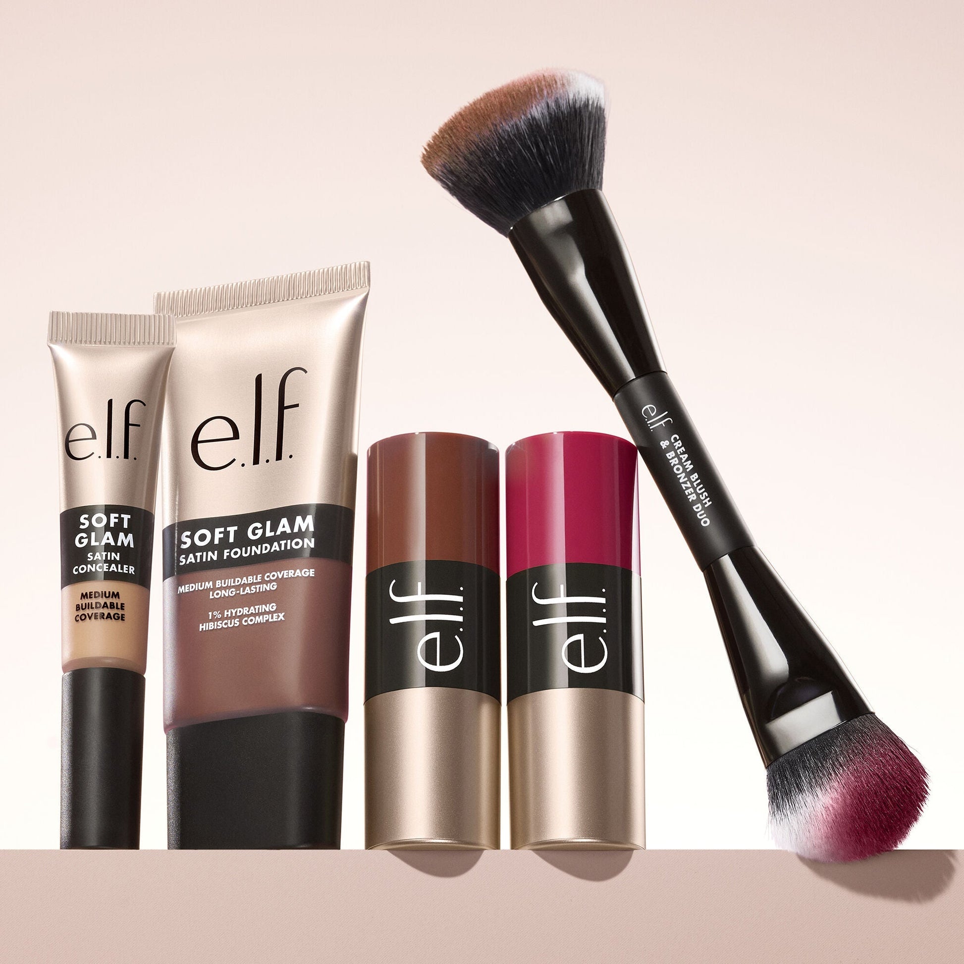 cream-blush-and-bronzer-duo-brush-k7 100225_SoftGlam_Family_0599_MAIN_CLEAN_FOCUS_01_w3QC_RGB_e6629409-dc63-4e11-ad91-1563bf1b72e0.jpg