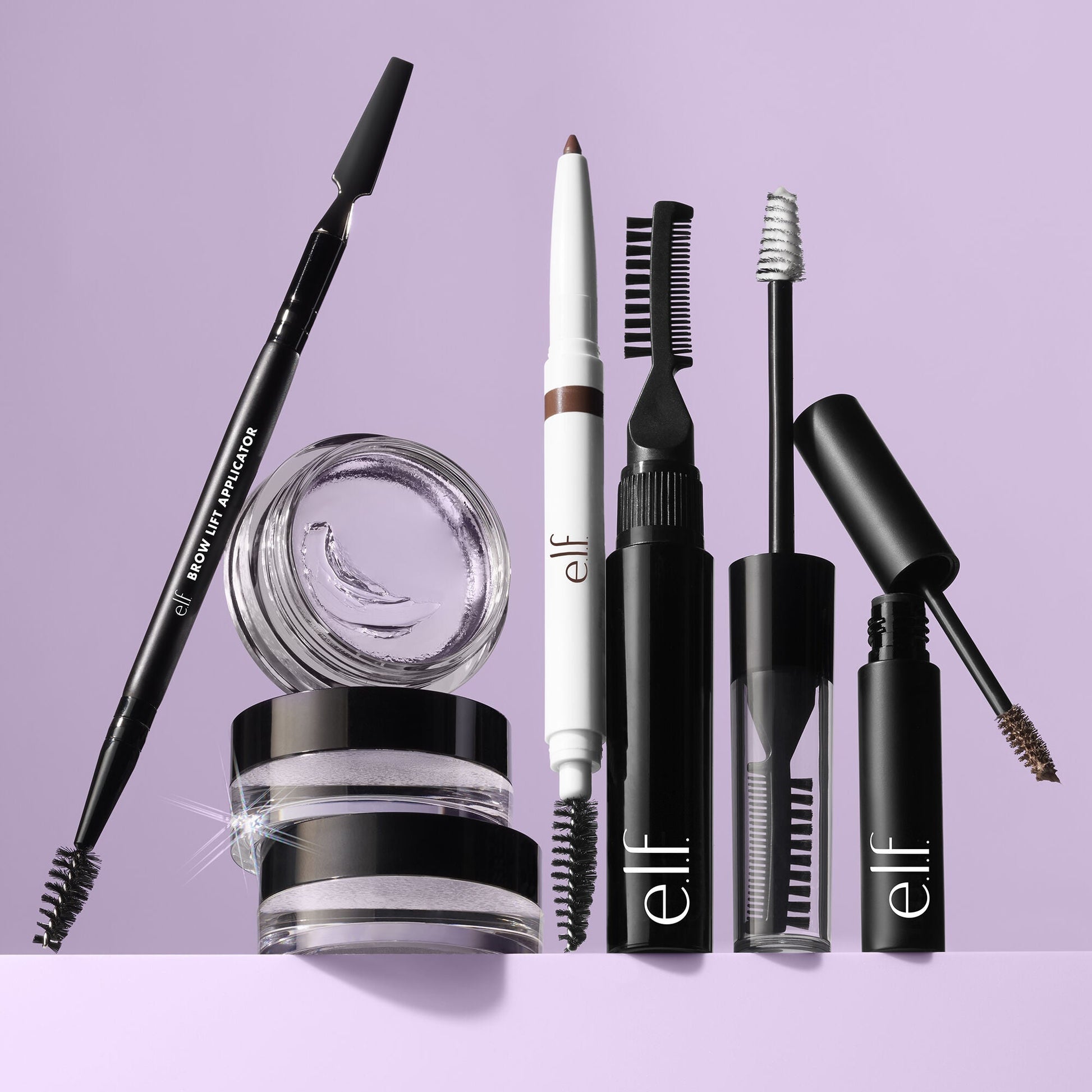 instant-lift-brow-pencil-c5 103023_SL_Brow-Family_4030-MAIN3-FocusStack_IGF_424c3dc5-bcc3-4e43-af40-ced647f3e285.jpg