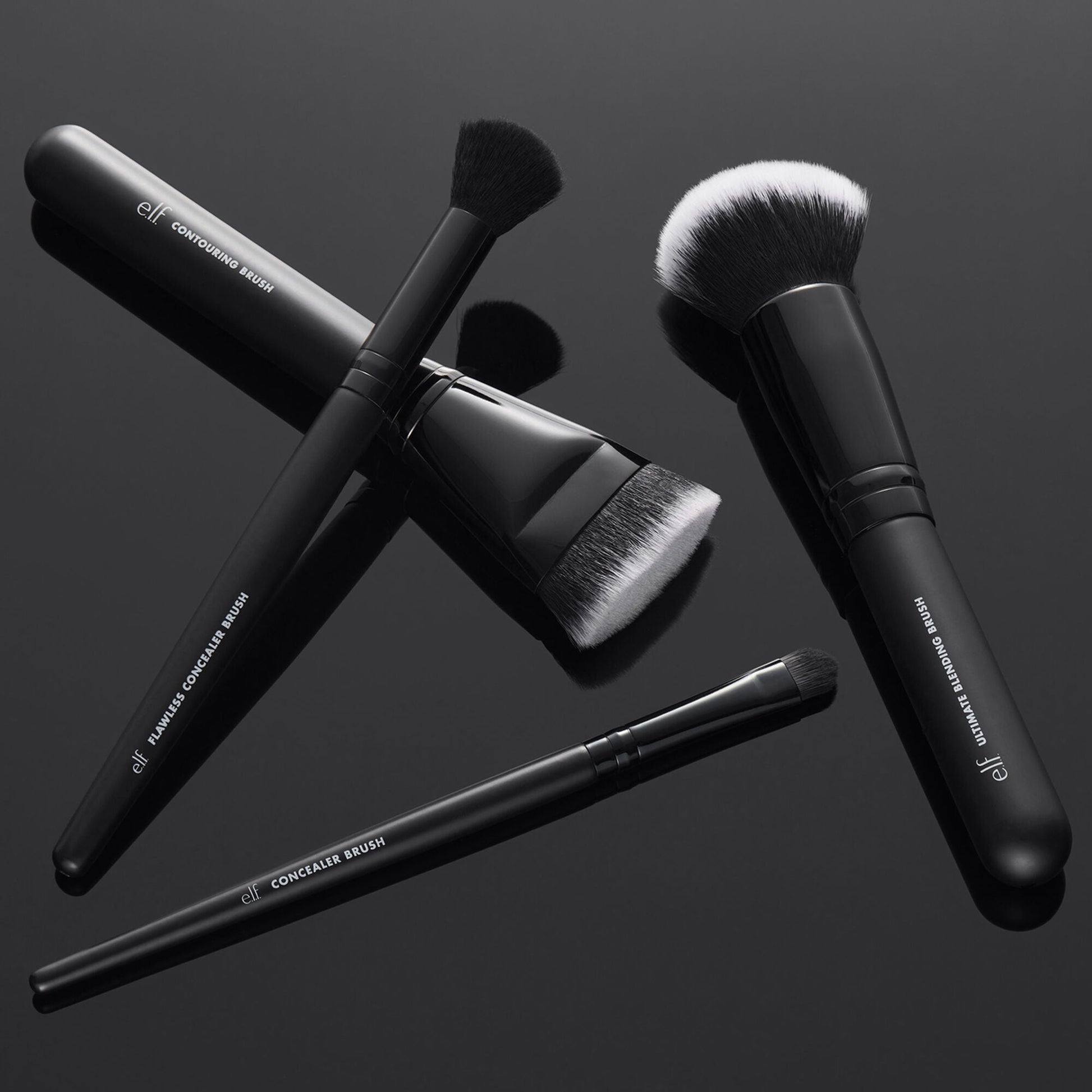 foundation-and-concealer-brush-set-k9 12142020_ComplexionPerfection-FaceBrush_0028_FocusBracket-MAIN_V2_IGF.jpg