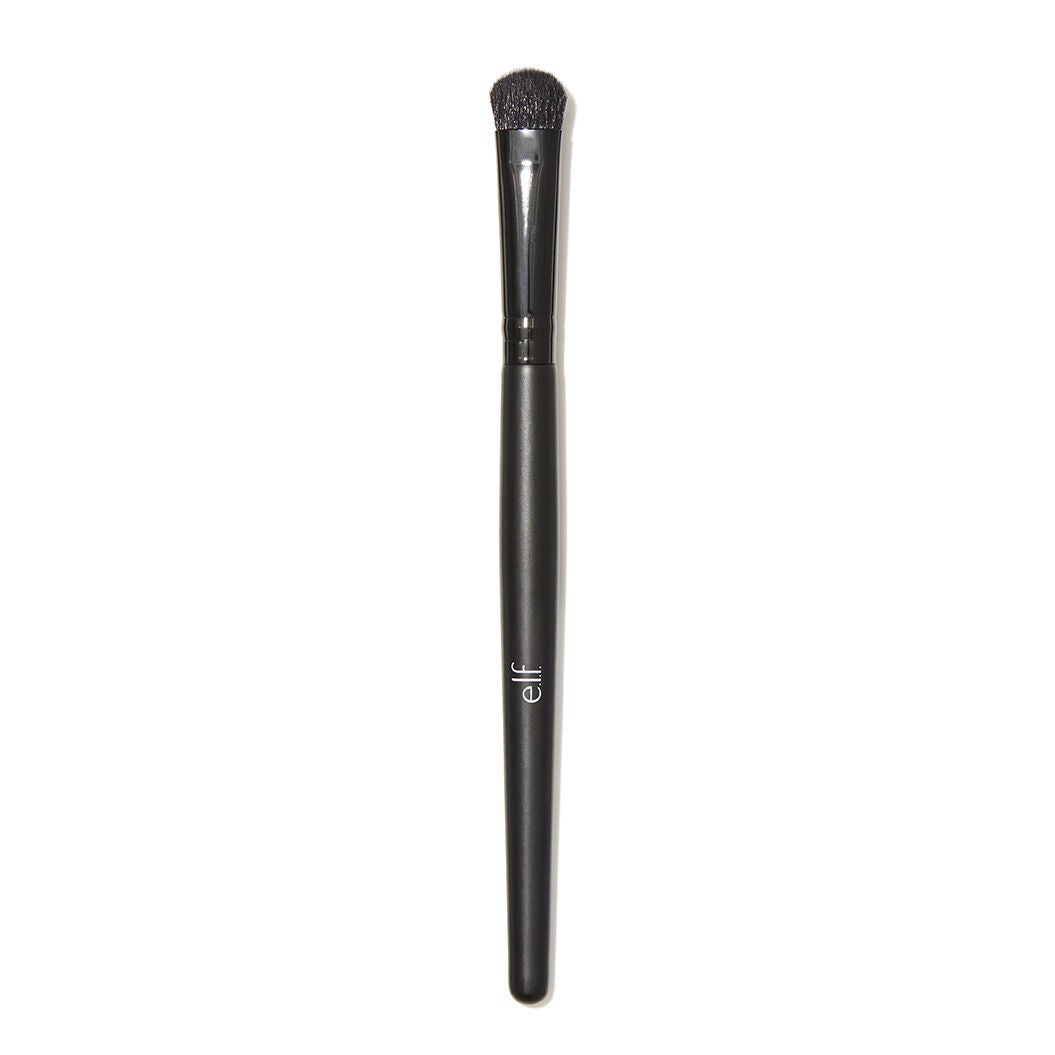 eyeshadow-c-brush-q3 84008_EyeshadowCBrush_v1wA.jpg