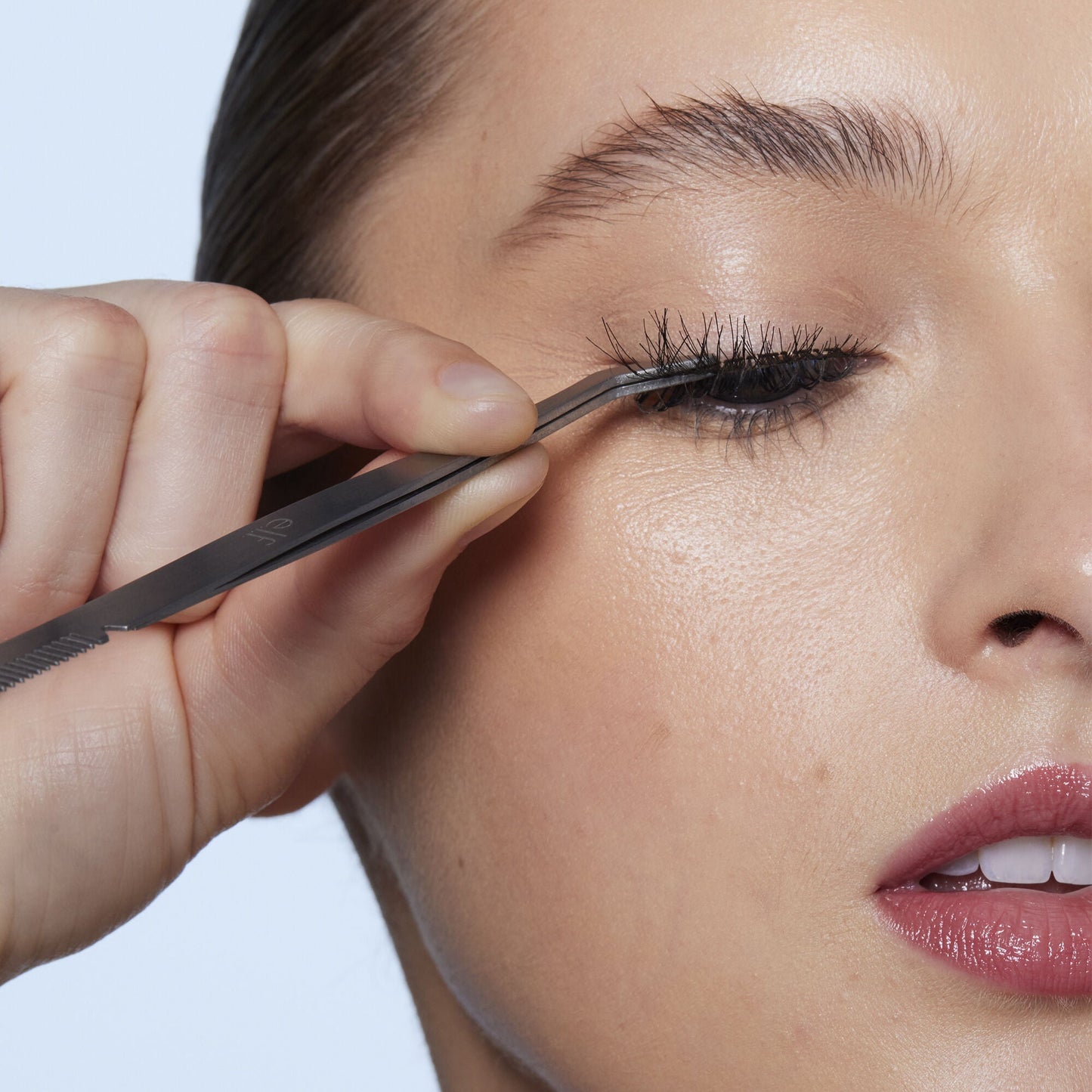 false-eyelash-applicator-f7 84093_False_Lash_Applicator.jpg