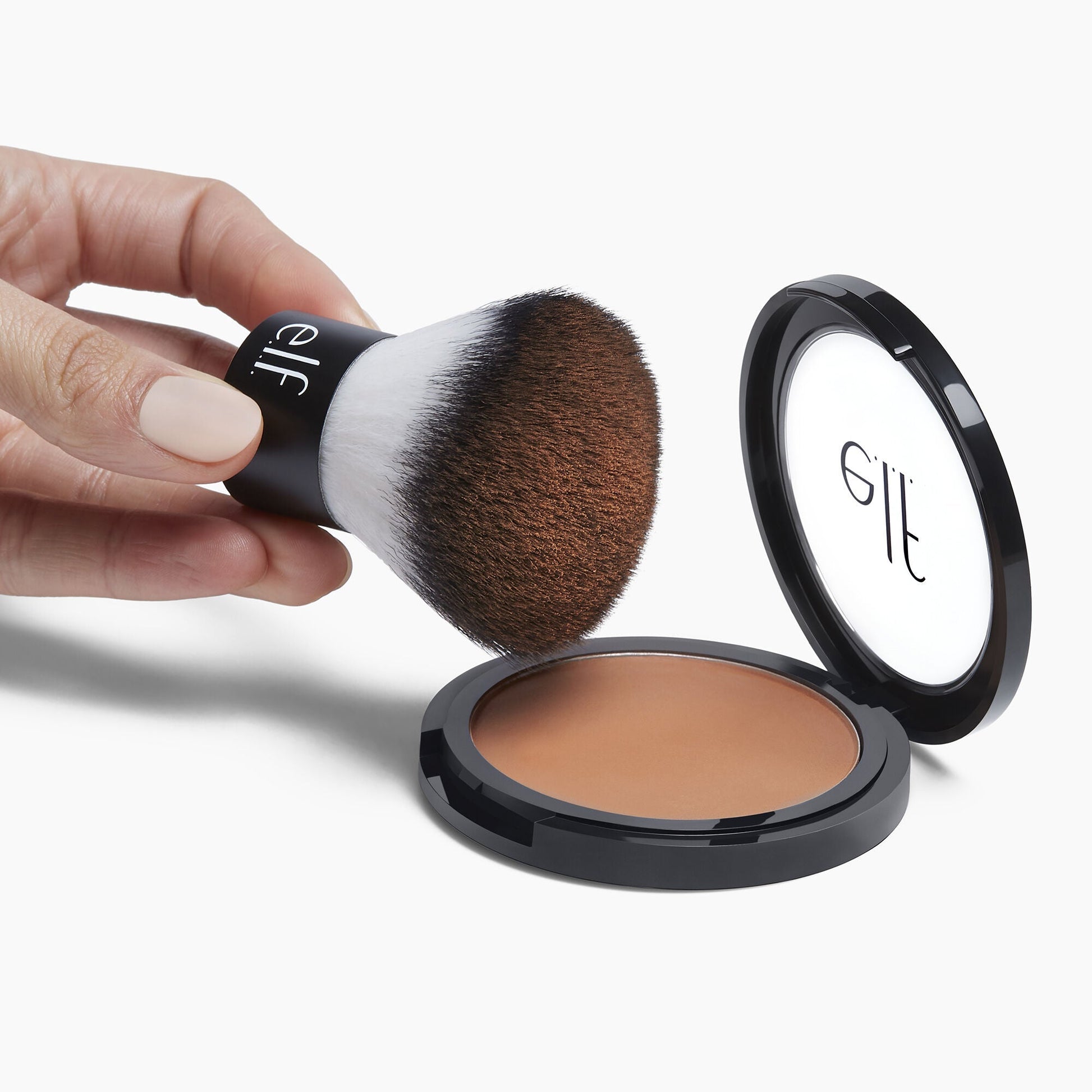 kabuki-makeup-brush-f3 85011_StudioKabuki_Brush_076_V2.jpg