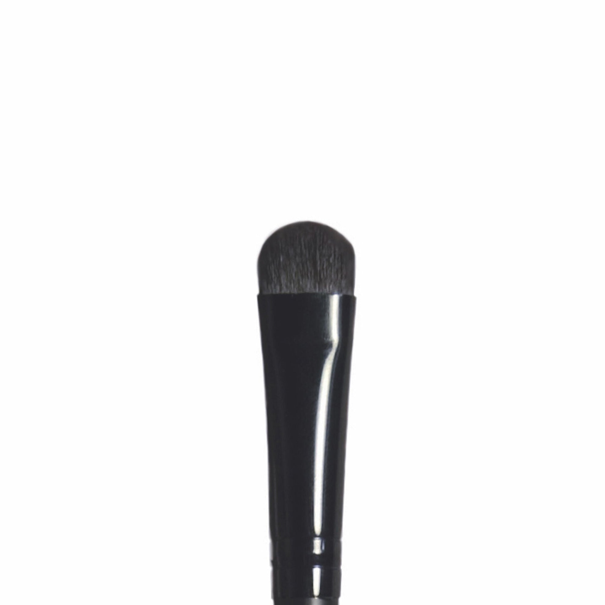eyeshadow-c-brush-q3 BREYE_84008_Macro_C.jpg