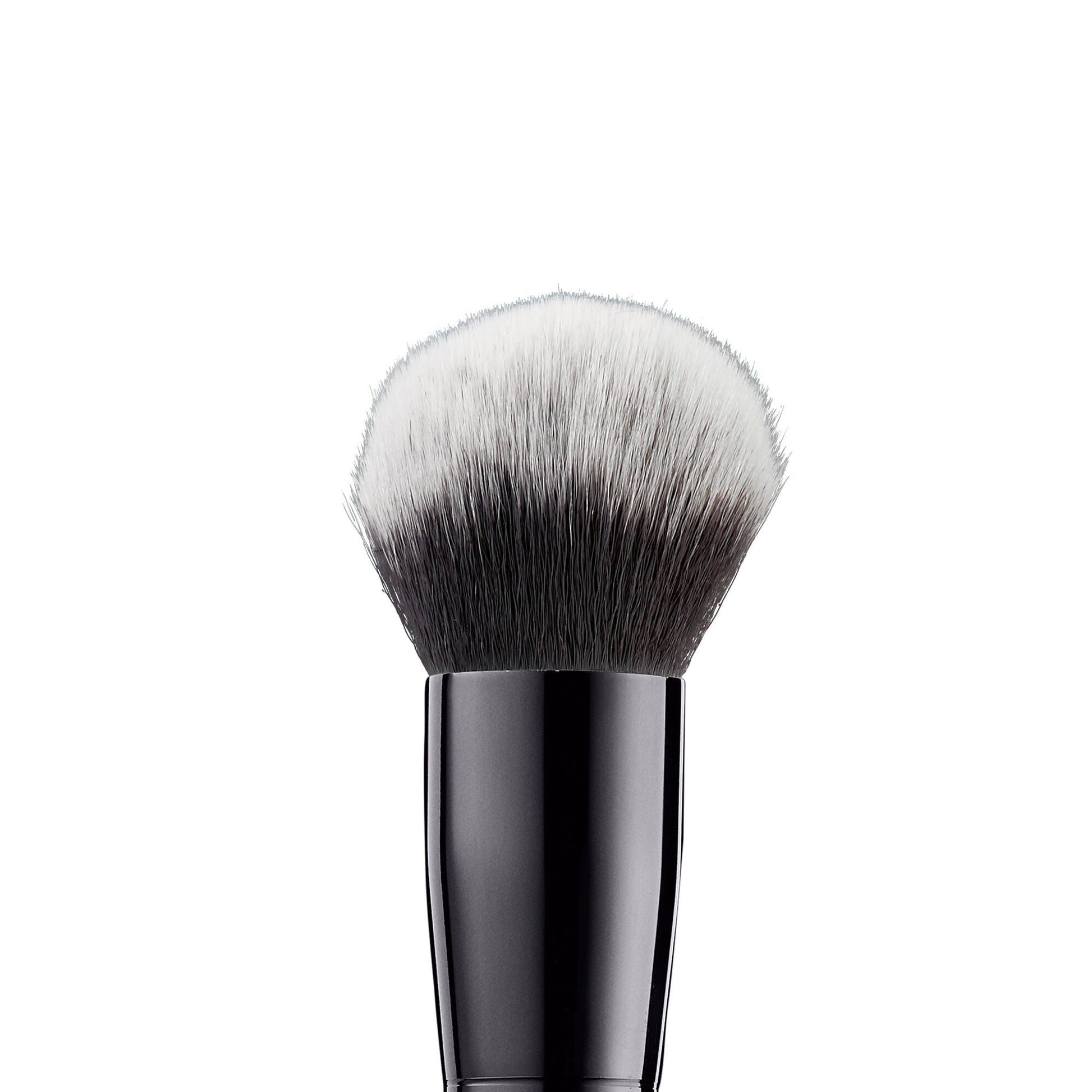 buffing-foundation-brush-l5 BRFAC_84039_Macro_C.jpg